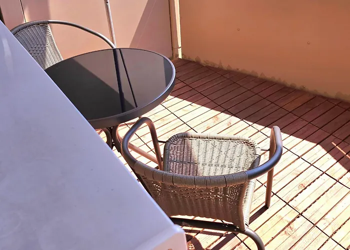 Lejlighed Schoenes In *